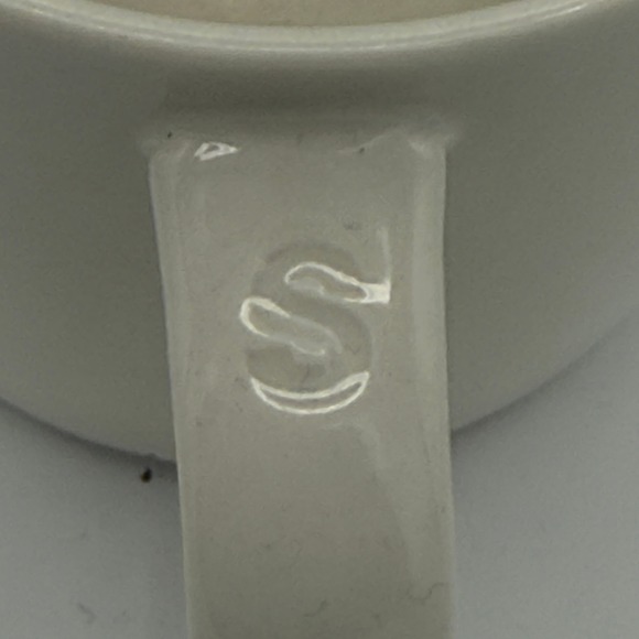 Set of 4 Starbucks Coffee‎ Mugs Cream Embossed Siren Logo 2010 - Picture 4 of 5